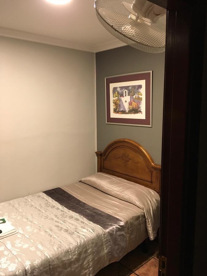 Pension La Redonda Логроньо Экстерьер фото